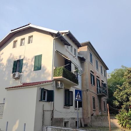 Relax And Enjoy Apartments Сплит Экстерьер фото
